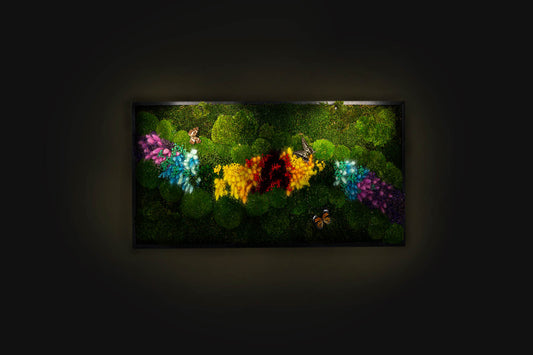 Neu!! Wunderschöne Wanddekoration aus konserviertem Moos mit LED-Beleuchtung und echten Schmetterlingen – gerahmte, beleuchtete Mooskunst als Wohnaccessoire